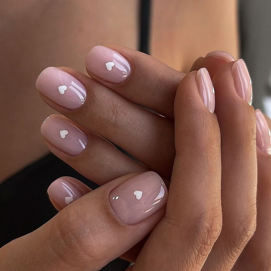 Fake nails with heart decoration Kalsten