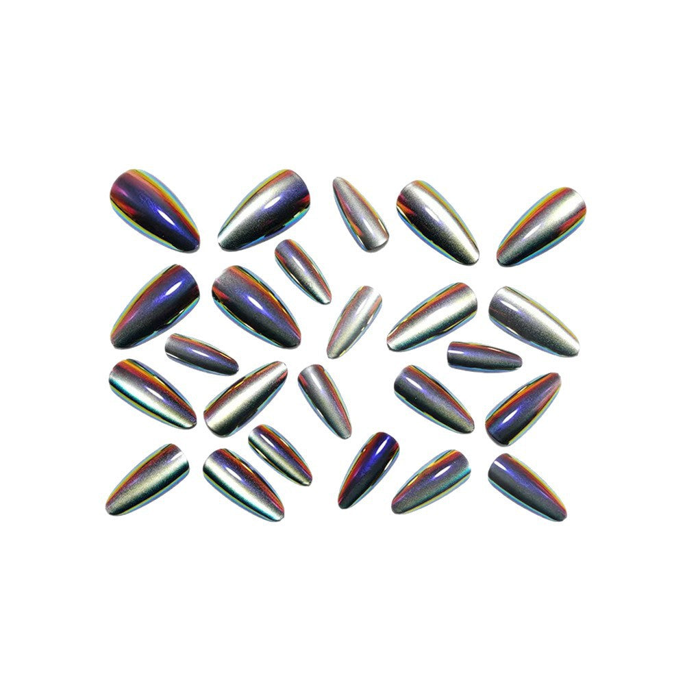 High-gloss artificial nails in modern metallic look Kalsten