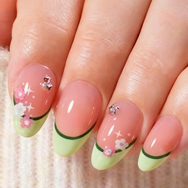 Artistic Floral-Embellished Press-On Nail Set Kalsten