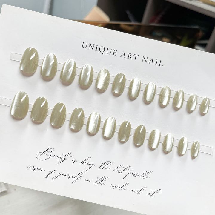 Shimmering Glitter Press-On Nail Set