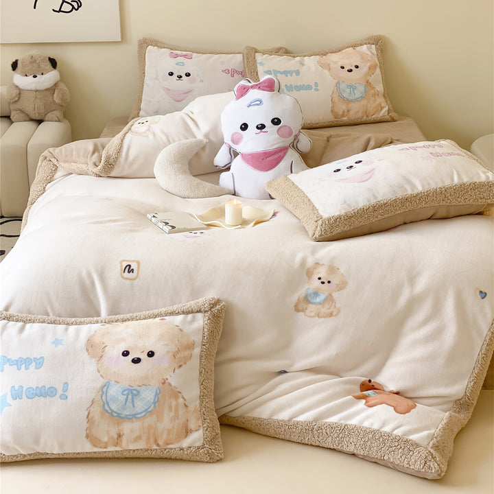 Children's bedding set with teddy fleece trim and cute panda & bear motifs