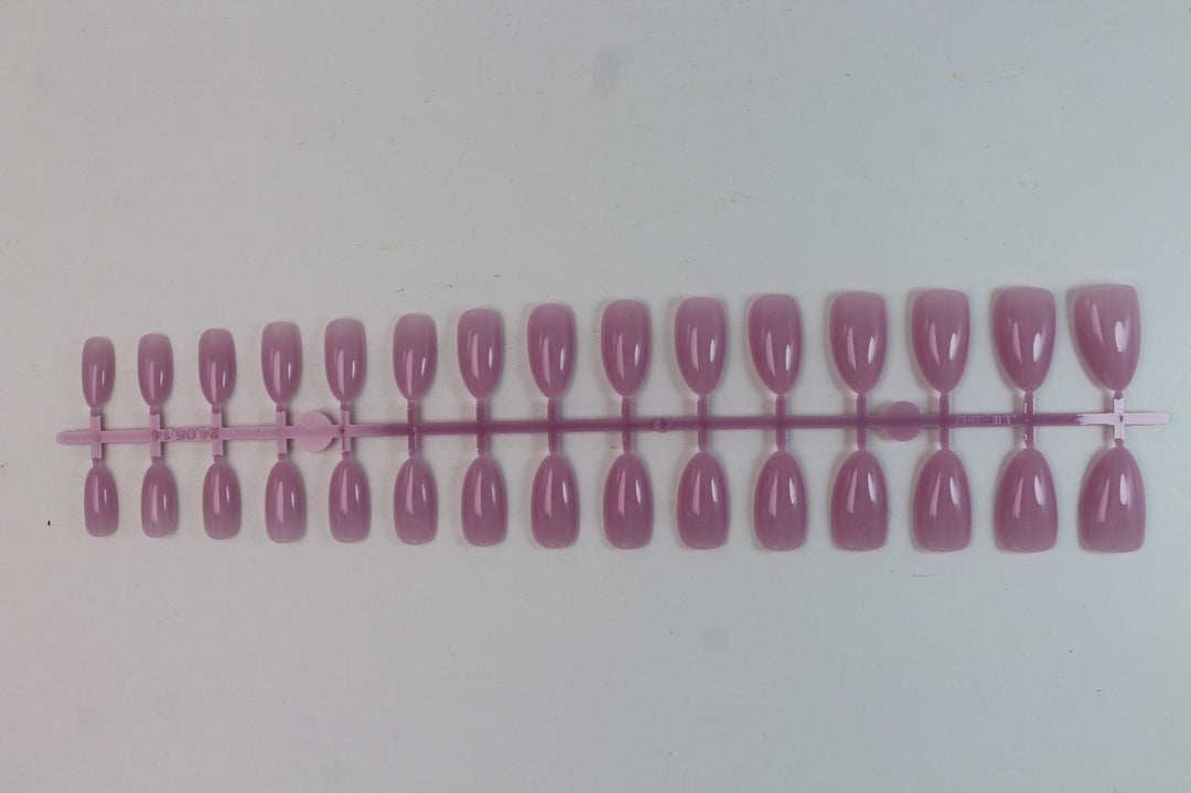 Nail art set with modern and elegant designs Kalsten