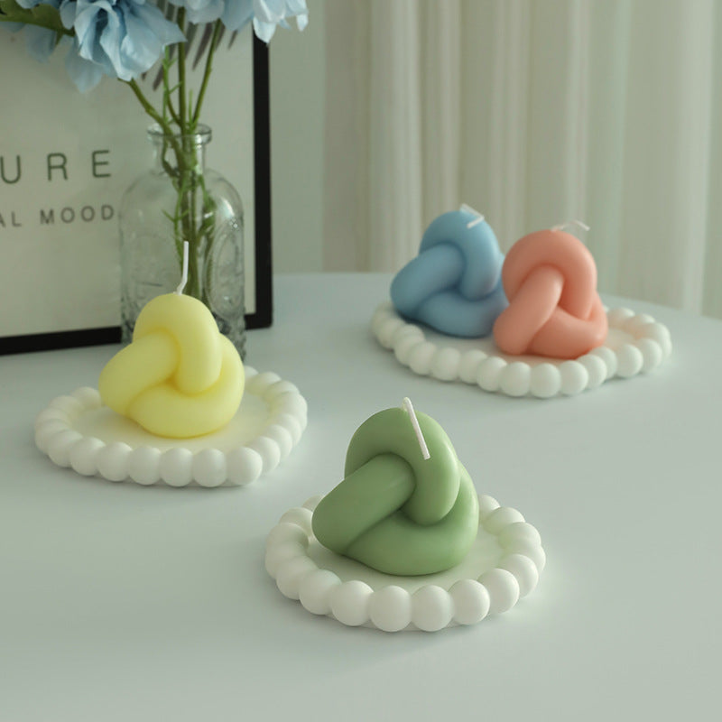 Hand-Poured Sculptural Knot Candle with Beaded Ceramic Tray