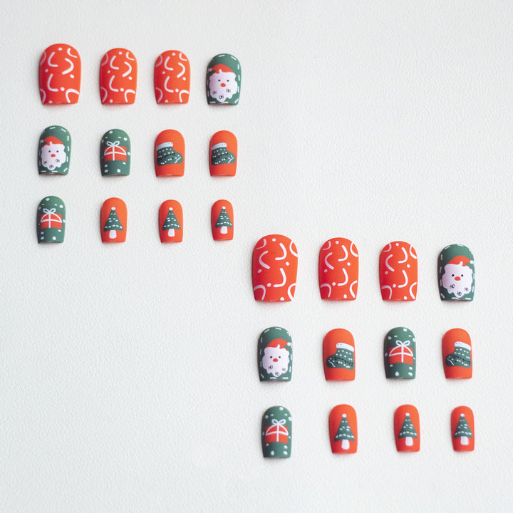 Festive Winter Themed Nail Art