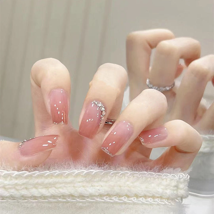 Elegant Ombre Press-On Nail Set with Decorative Rhinestone Accents Kalsten