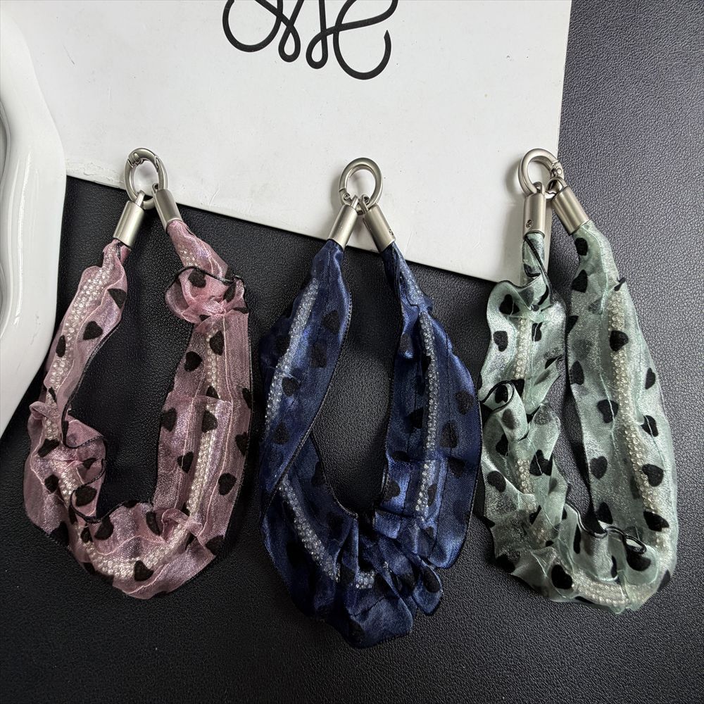 Heart-Patterned Hair Scrunchie Kalsten