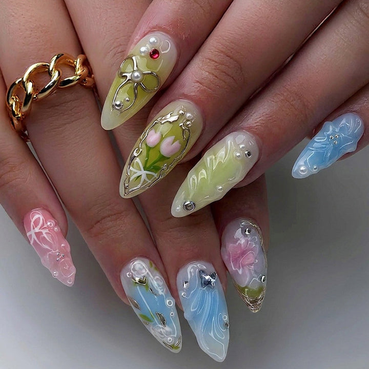 Floral Articulated Press-On Nail Set Kalsten
