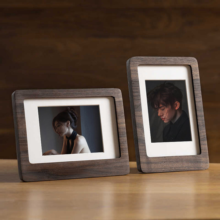 Modern Elegant Photo Frame