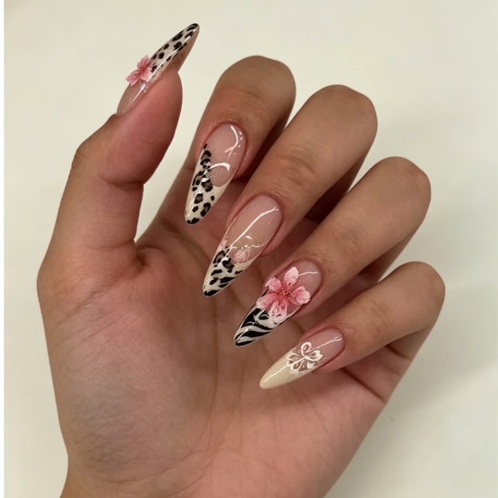 Artistic Floral and Animal Print Press-On Nails Kalsten