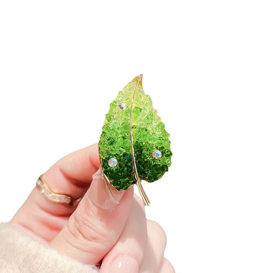Elegant Leaf Brooch Kalsten