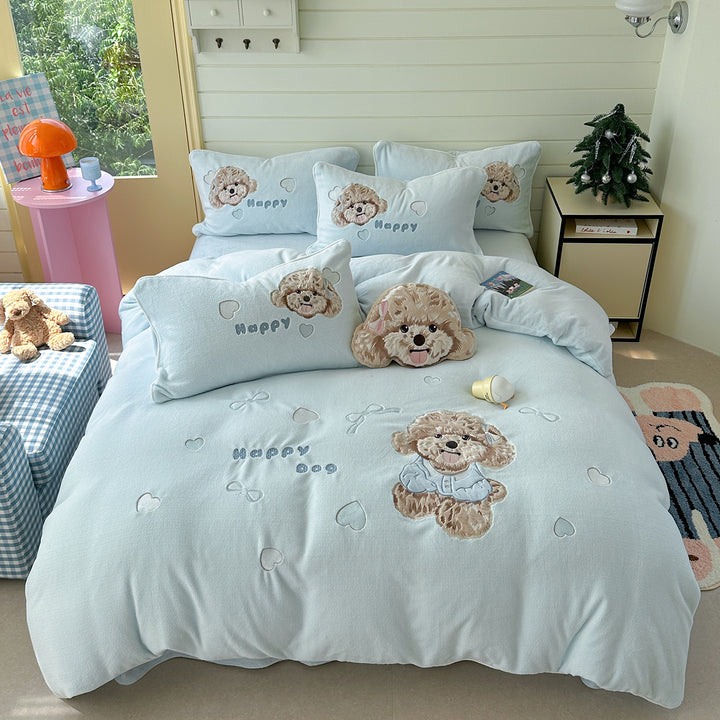 Cozy bedding set with plush surface and embroidered puppy design