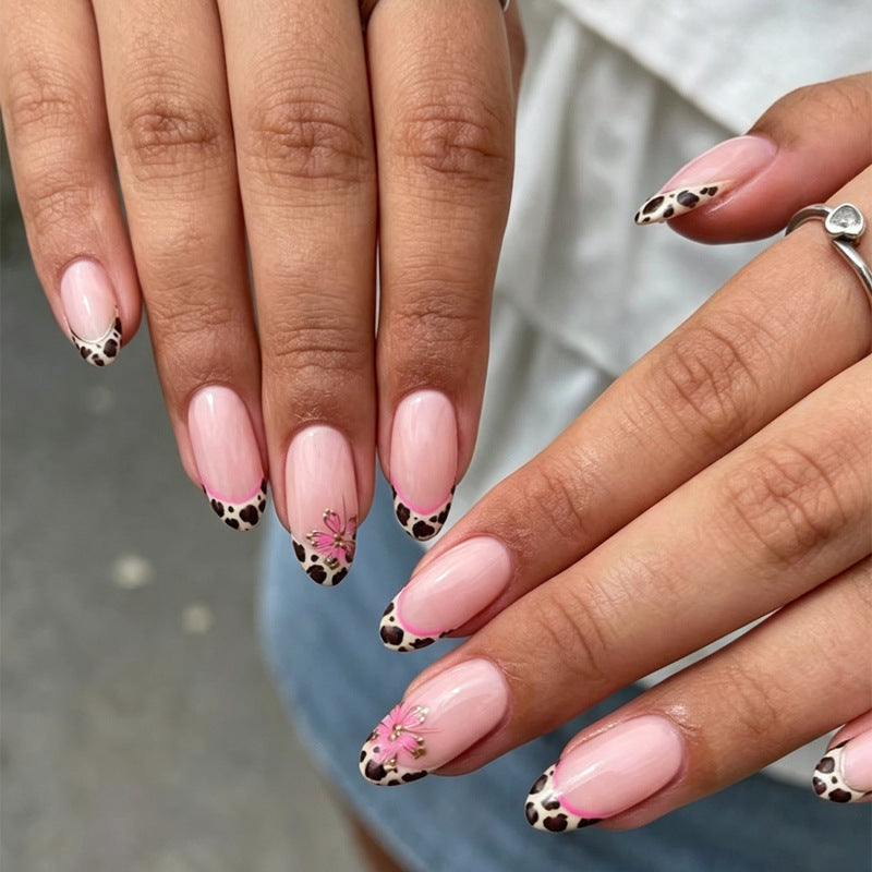 Artificial nail set with elegant flower and leopard pattern Kalsten
