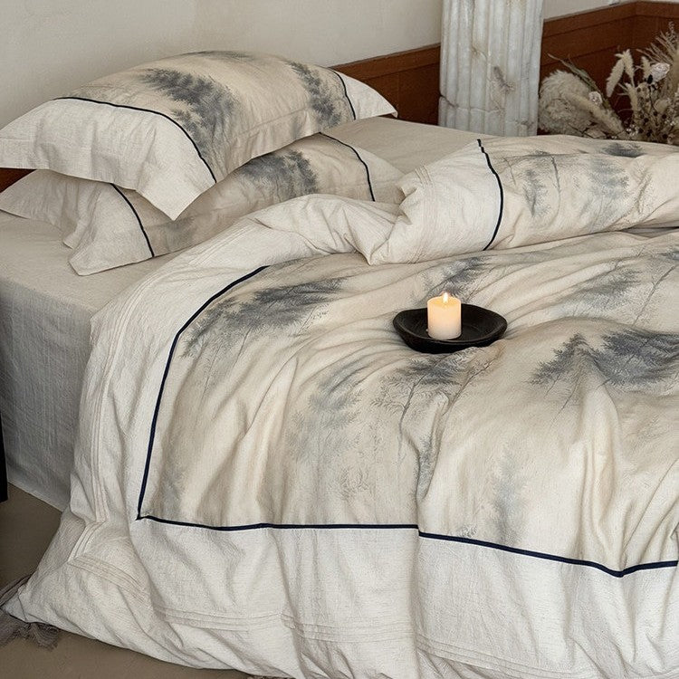 Bedding set made of cotton percale with delicate watercolor fern print and contrasting piping