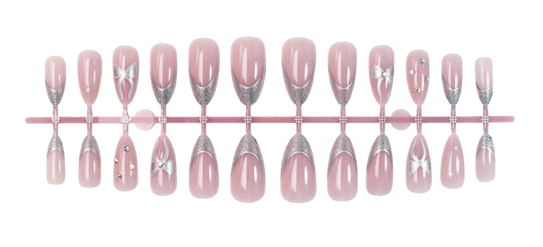 Artificial nail set with glamorous glitter and flower accents Kalsten