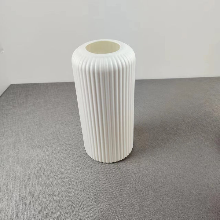 Modern Ribbed Ceramic Vase Kalsten