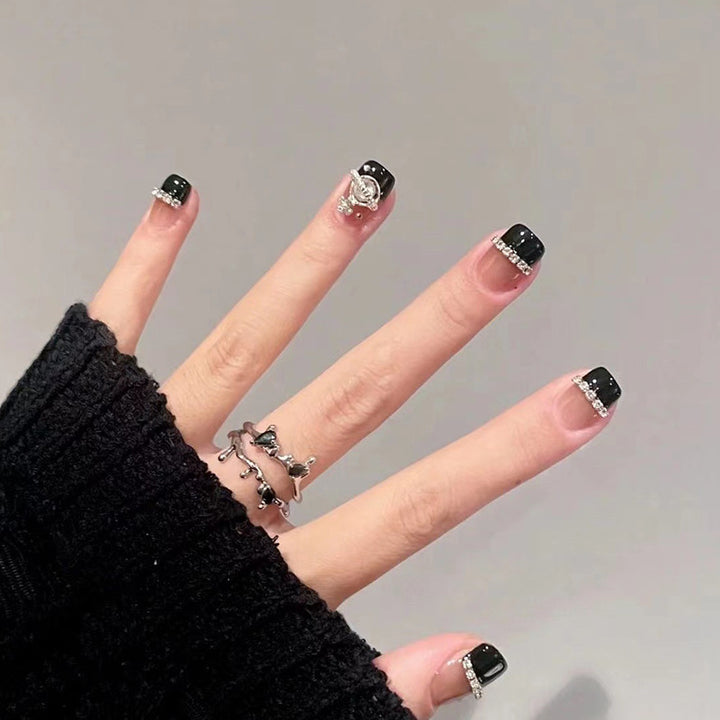 Glamorous artificial nail set with sparkling crystal embellishments Kalsten