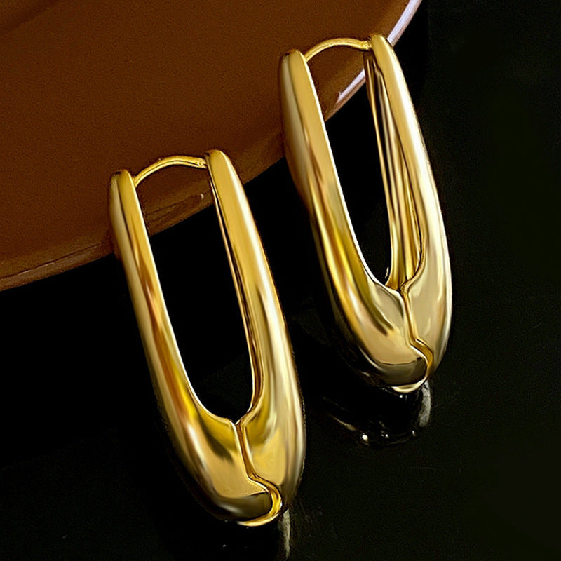 Elegant and Stylish Earrings Kalsten