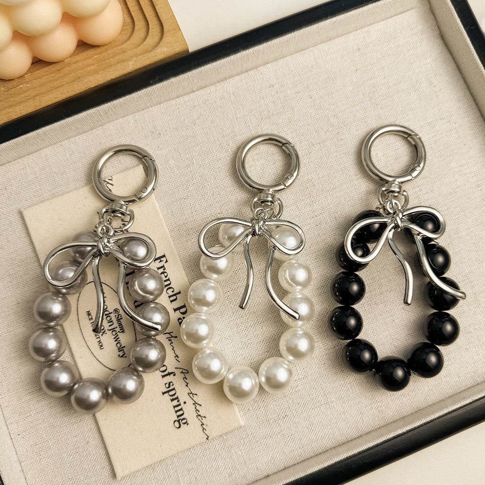 Charming Bow and Bead Keychain Kalsten