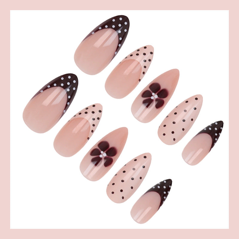 Artificial nail set with elegant flower and dot pattern design Kalsten