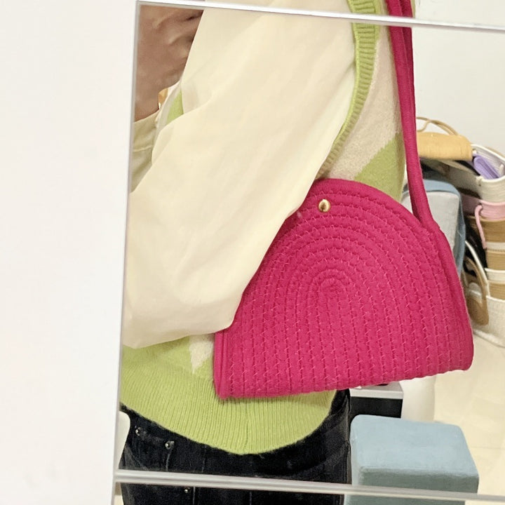 Women's fashionable shoulder bag with ribbed design Kalsten