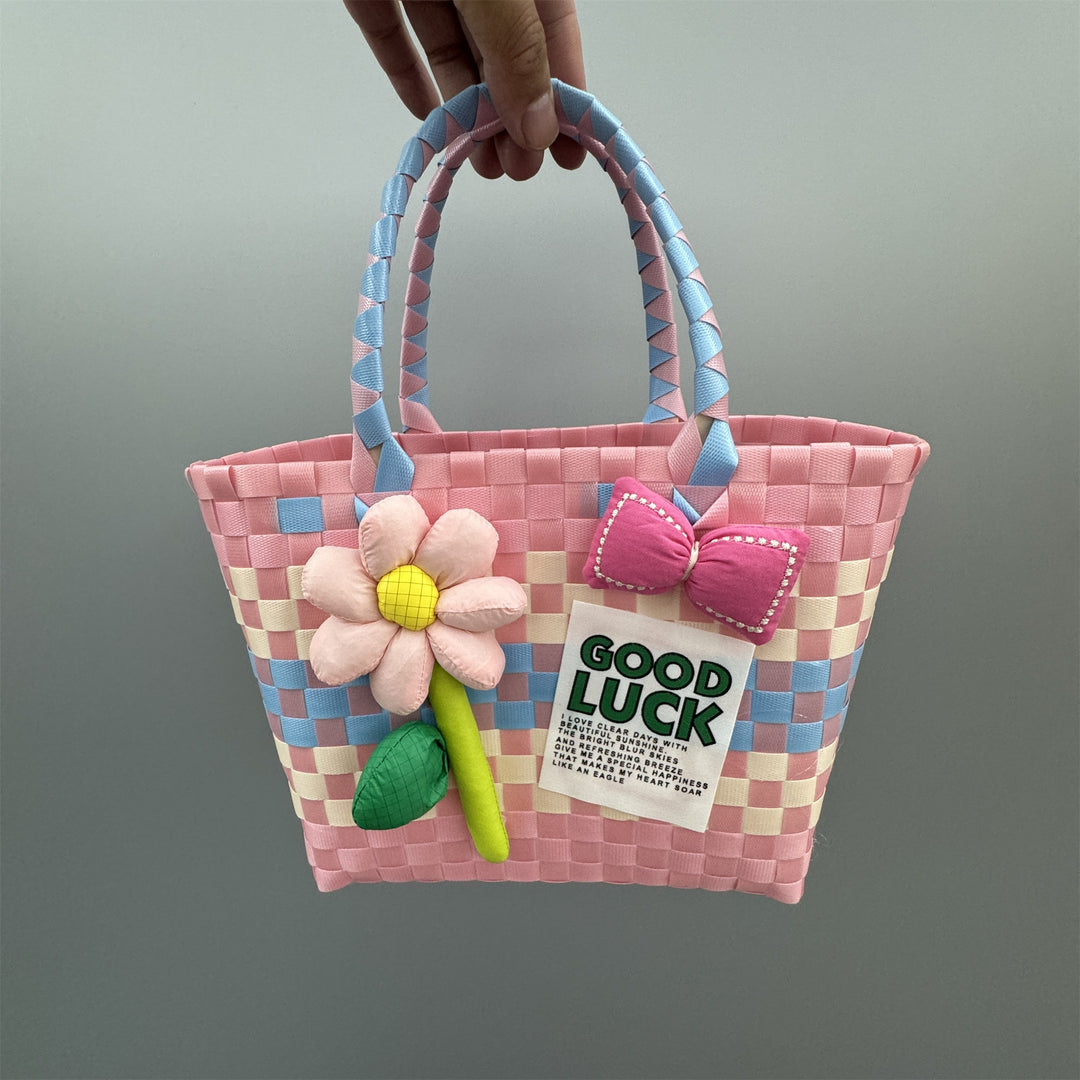 Charming and playful handbag Kalsten