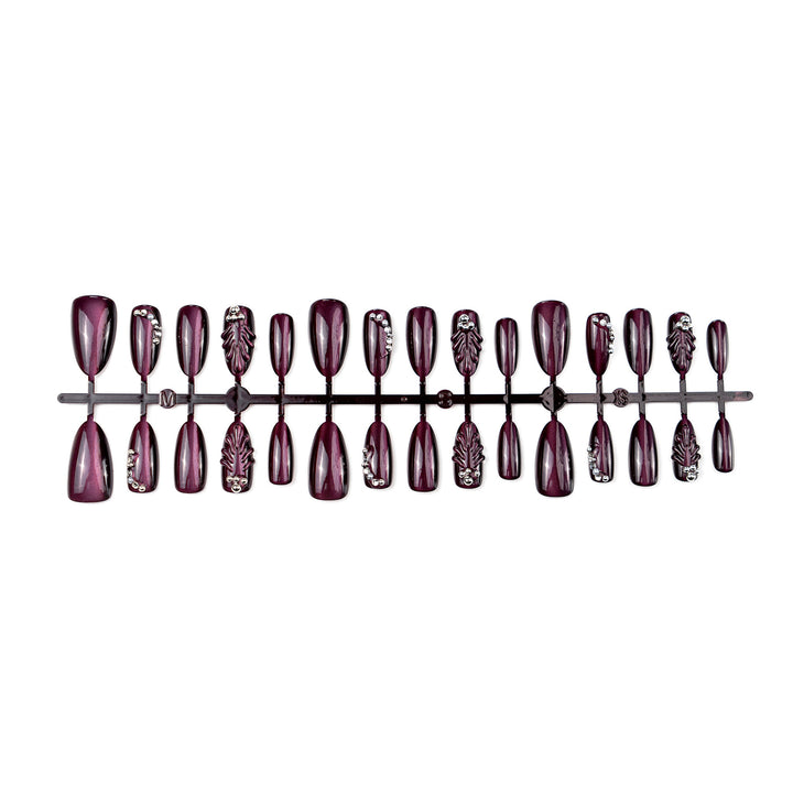 Glossy Pointed Press-On Nail Art