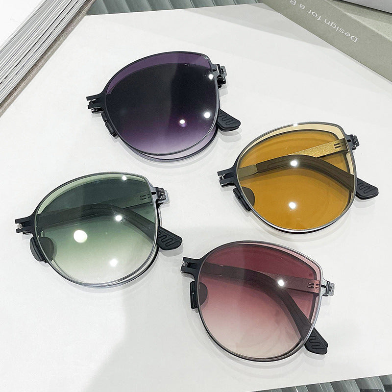 Women's trendy oversized sunglasses in futuristic design Kalsten
