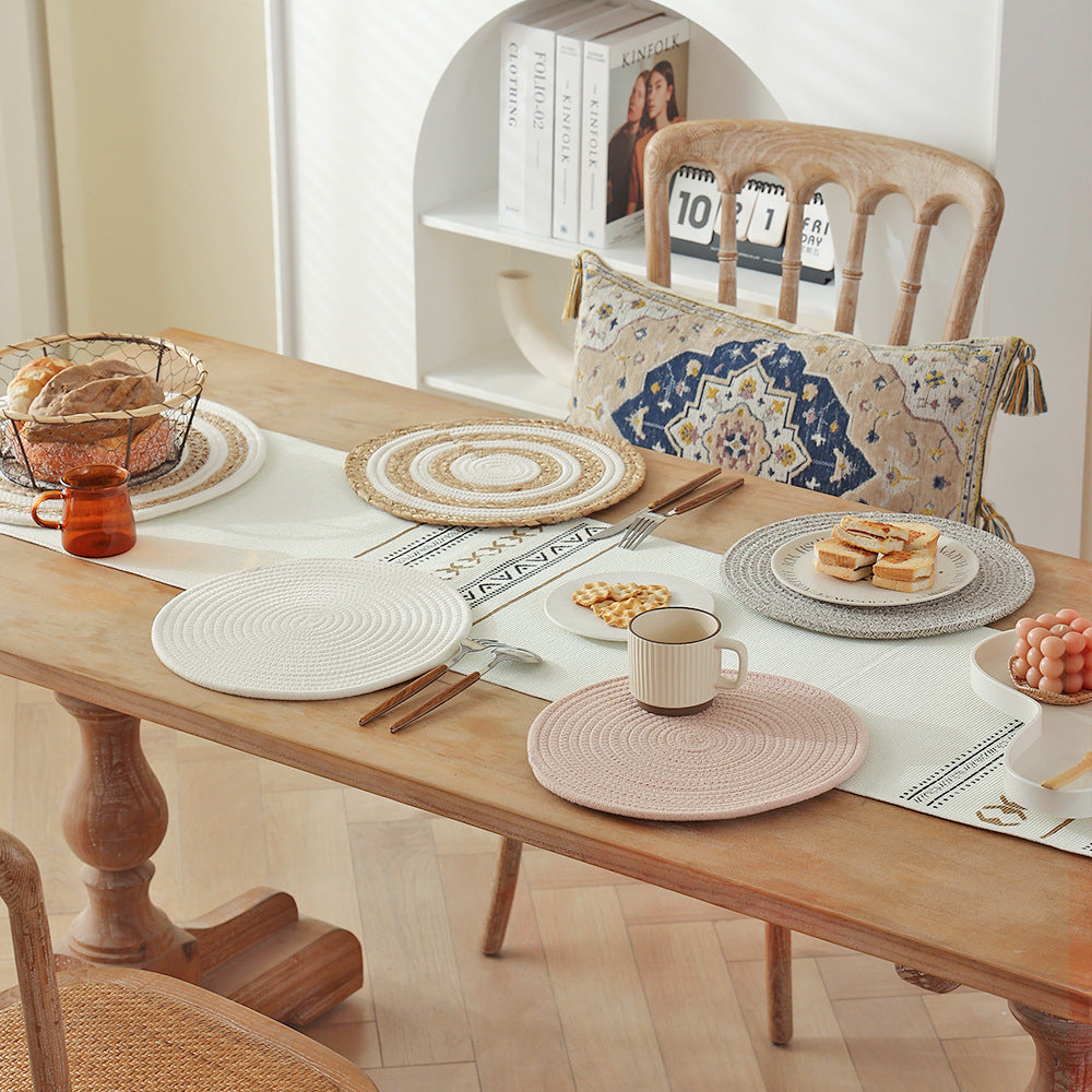 Braided round table mat made of cotton rope and sea grass with spiral structure Kalsten