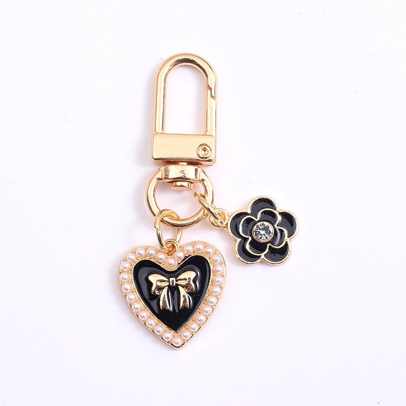 Playful keychain with teddy bear motif Kalsten