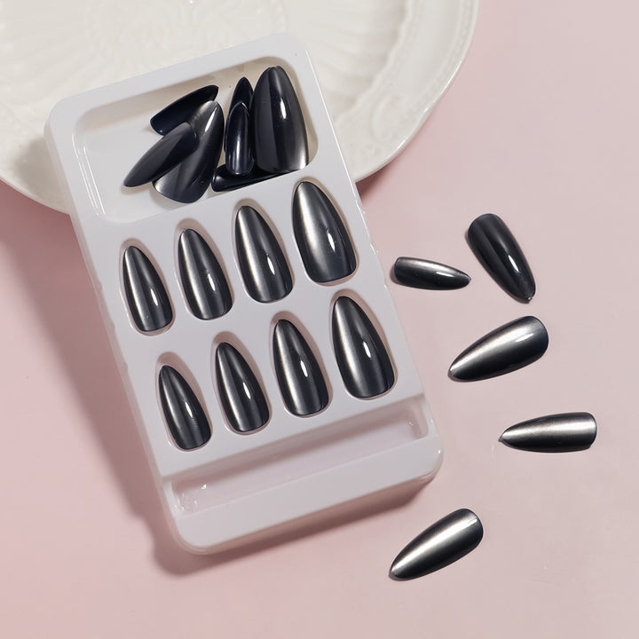 DIY Almond-Shaped Press-On Nail Set Kalsten