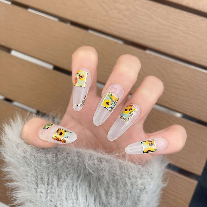 Artistic Nature-Themed Press-On Nail Set