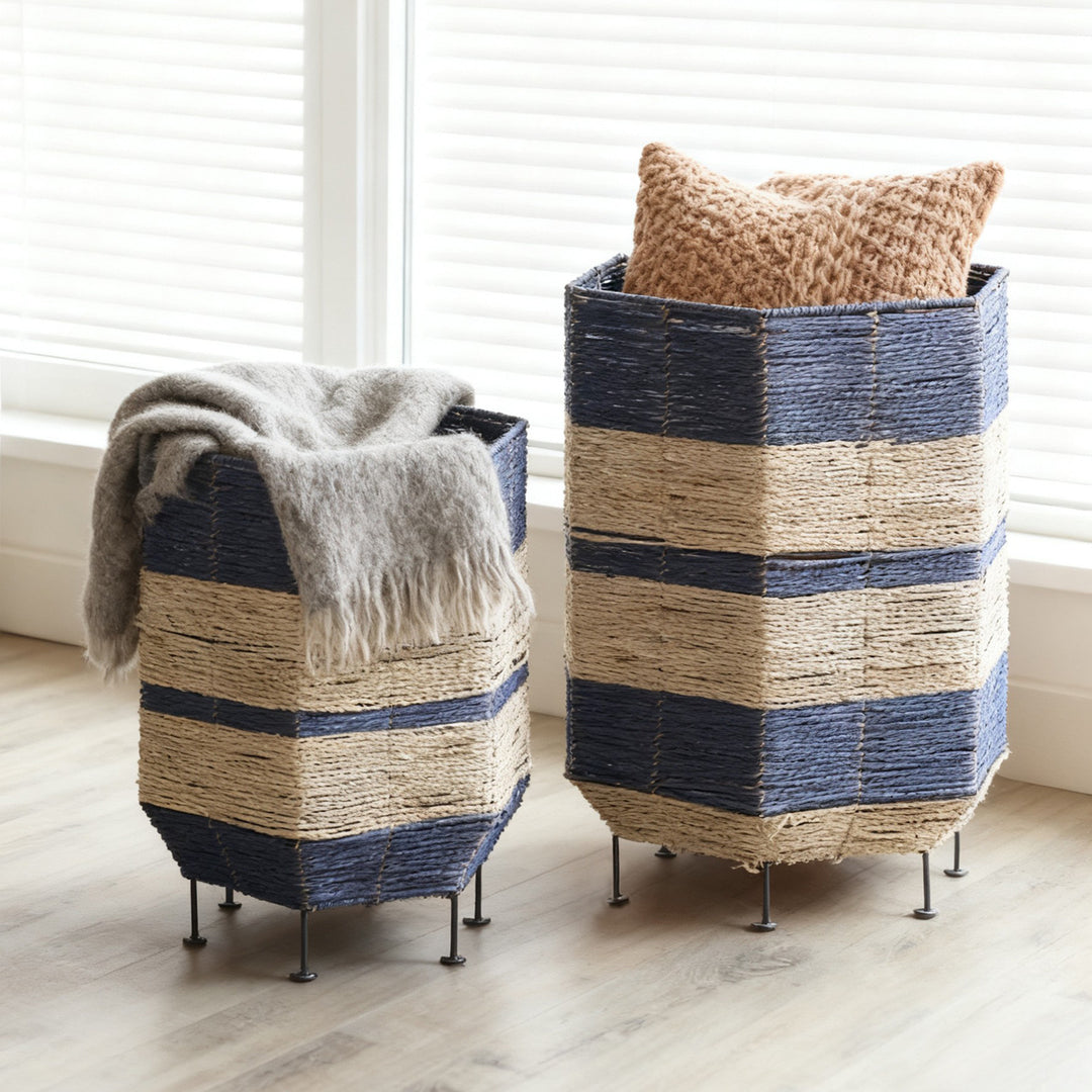 Decorative laundry basket with metal legs Kalsten