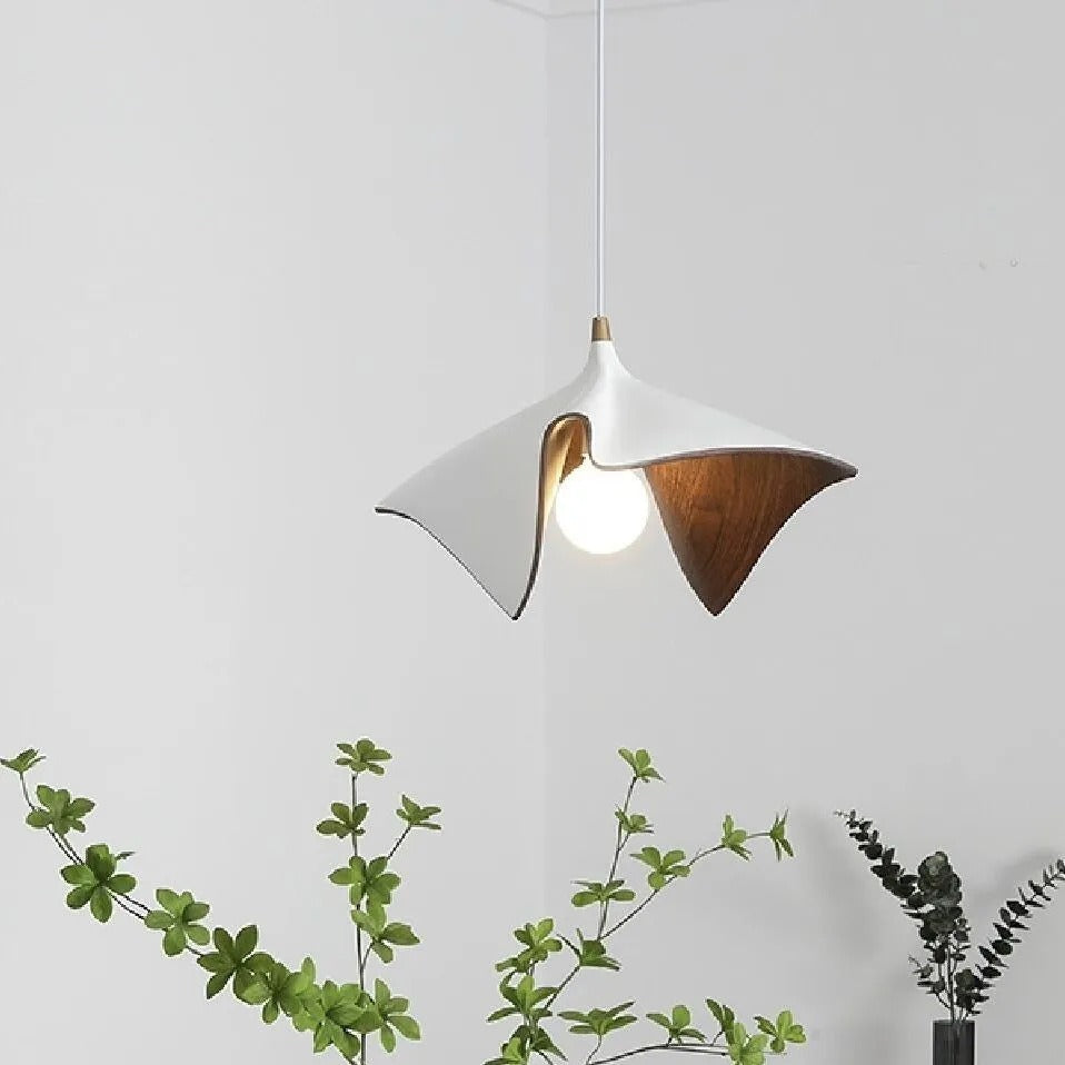Artistic Leaf-Shaped Pendant Light
