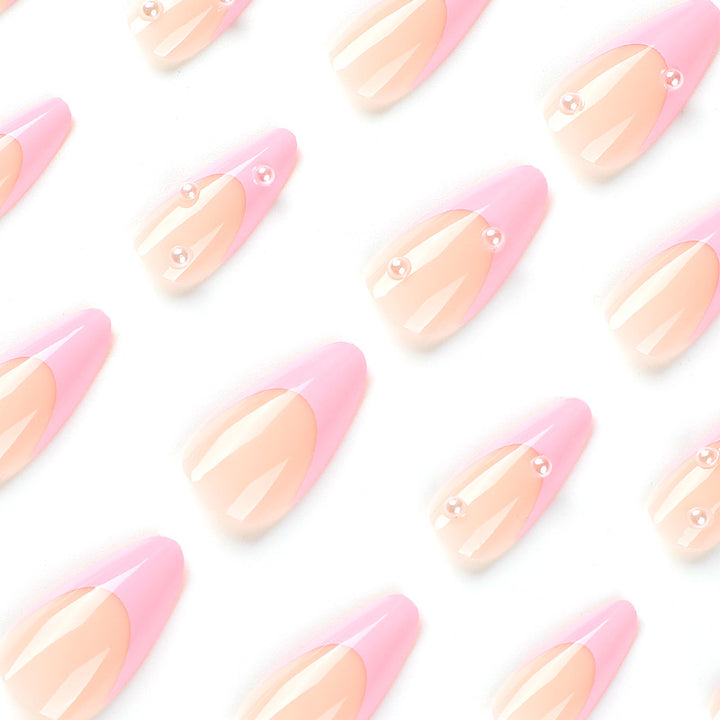 Artful Nail Art with Pearl Accents Kalsten