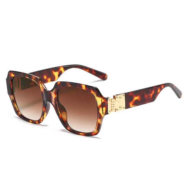 Women's fashionable oversized sunglasses with luxurious metal elements Kalsten