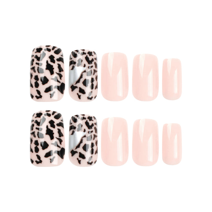 Artful Nail Art with Elegant Animal Design Kalsten