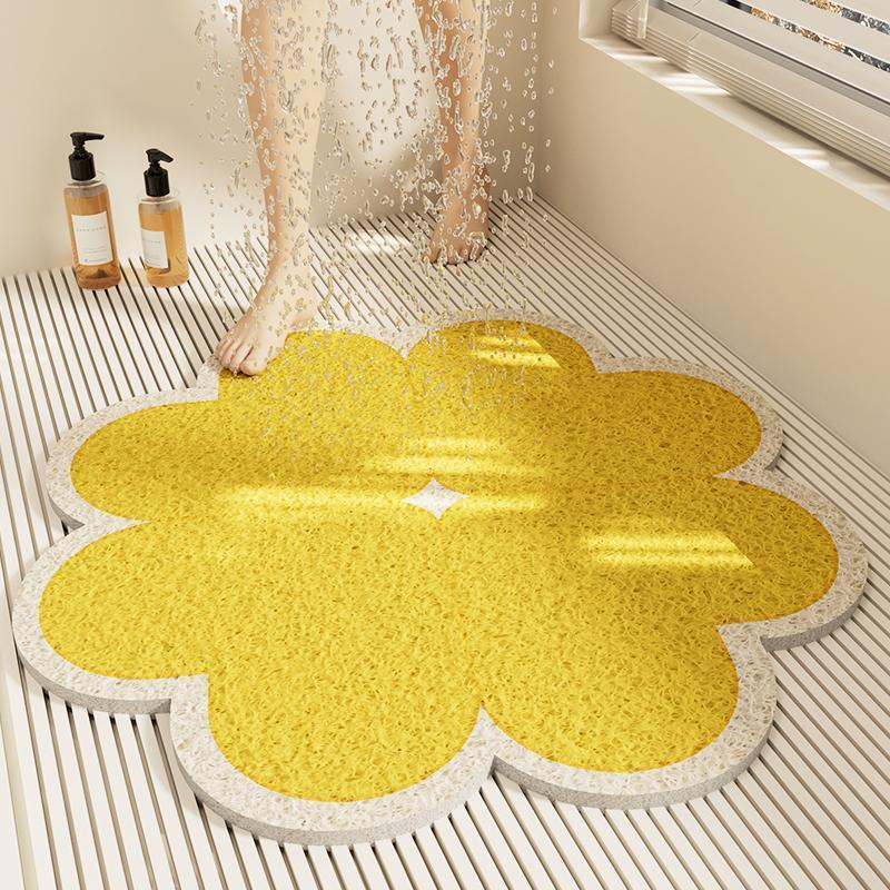 Floral Design Bath Mat Kalsten