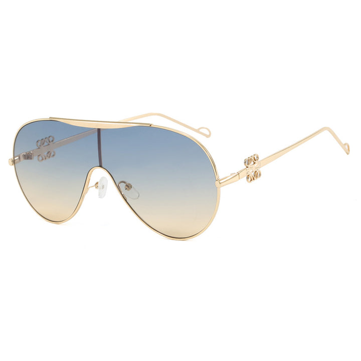 Ladies UV Protection Sunglasses in Fashionable Pilot Style Kalsten