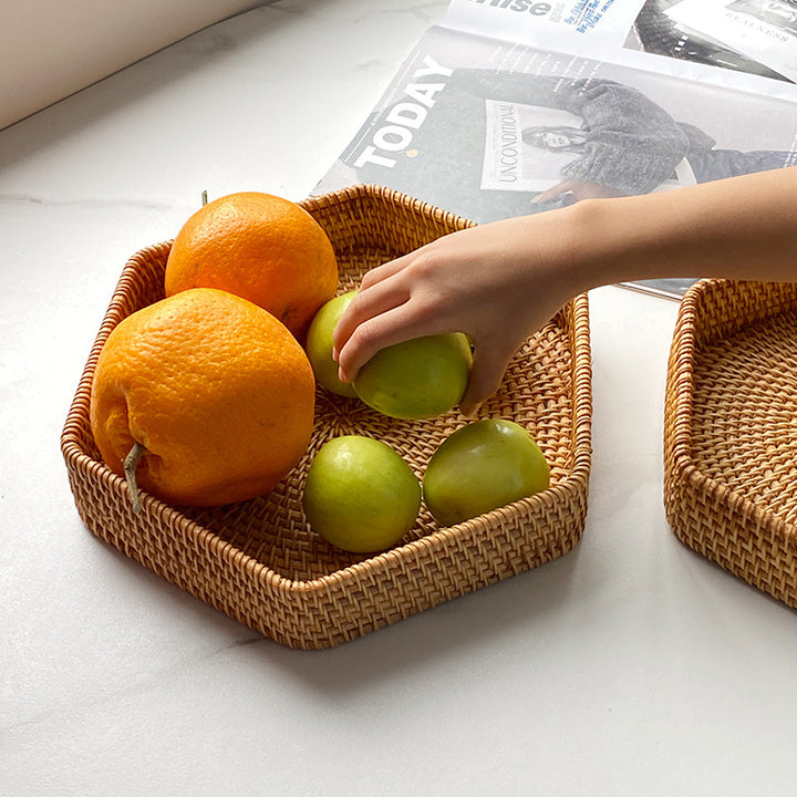 Decorative honeycomb pattern basket Kalsten