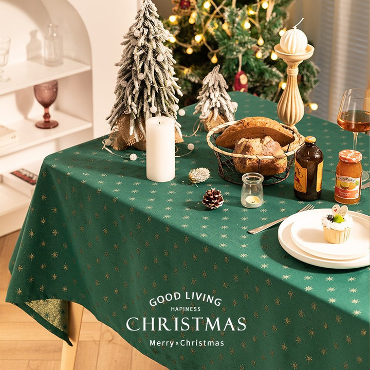 Rectangular jacquard tablecloth with diamond woven structure