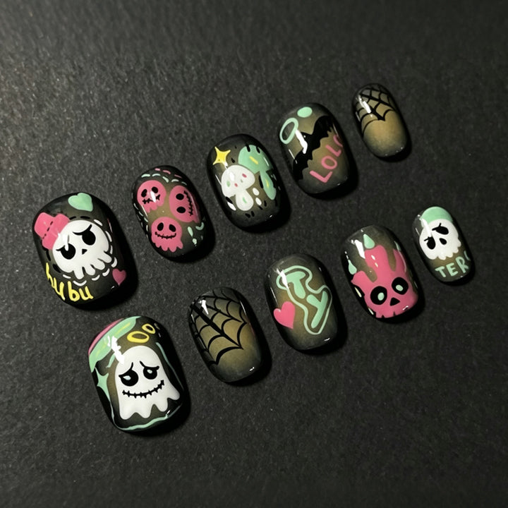 Acrylic nail set with creative spooky designs Kalsten