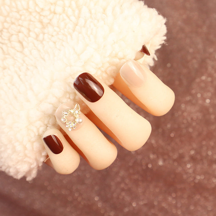 Elegant Press-On Nail Art Set