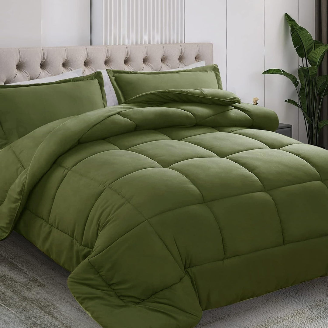 Luxurious Ultra-Soft Insulated Comforter Kalsten