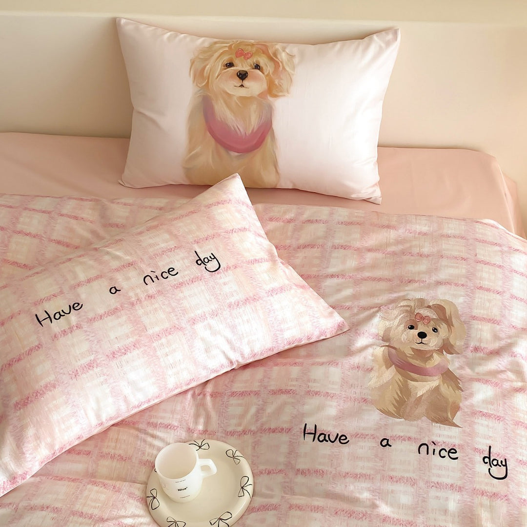 Cotton satin bedding set with check pattern and drawn dog motif