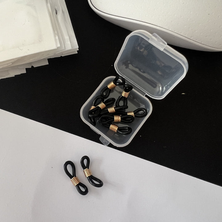 Hair Accessory Clips with Gold Accents Kalsten