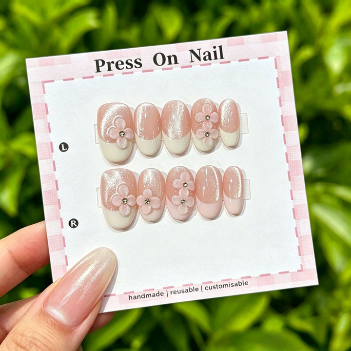 Artistic Press-On Nail Art Set with Star and Floral Accents