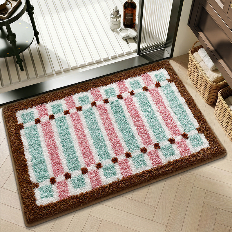 Plush Geometric Pattern Bath Mat