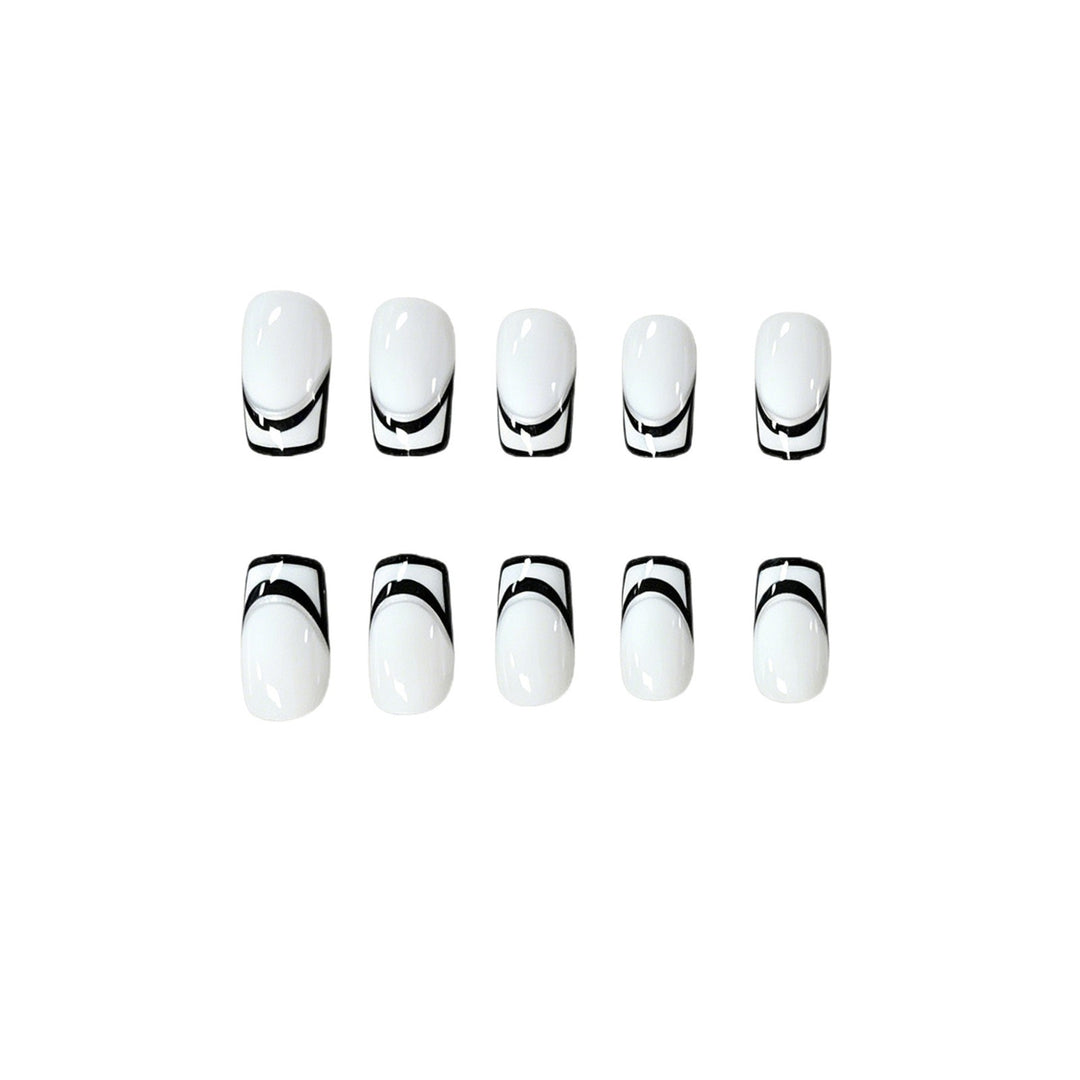 Elegant Geometric Nail Art Kalsten