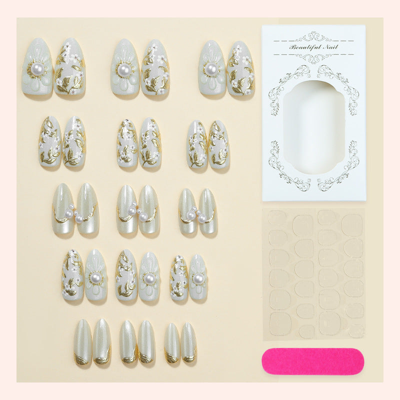 Artificial nail set with elegant flower and pearl decorations Kalsten