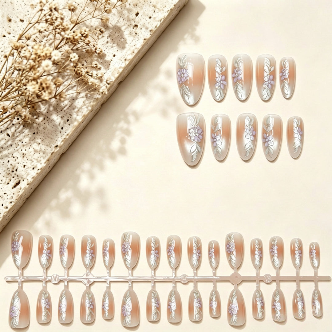 Elegant Floral Design Press-On Nails